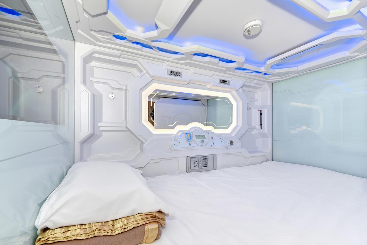 Space Q Capsule Hotel Sídney Exterior foto